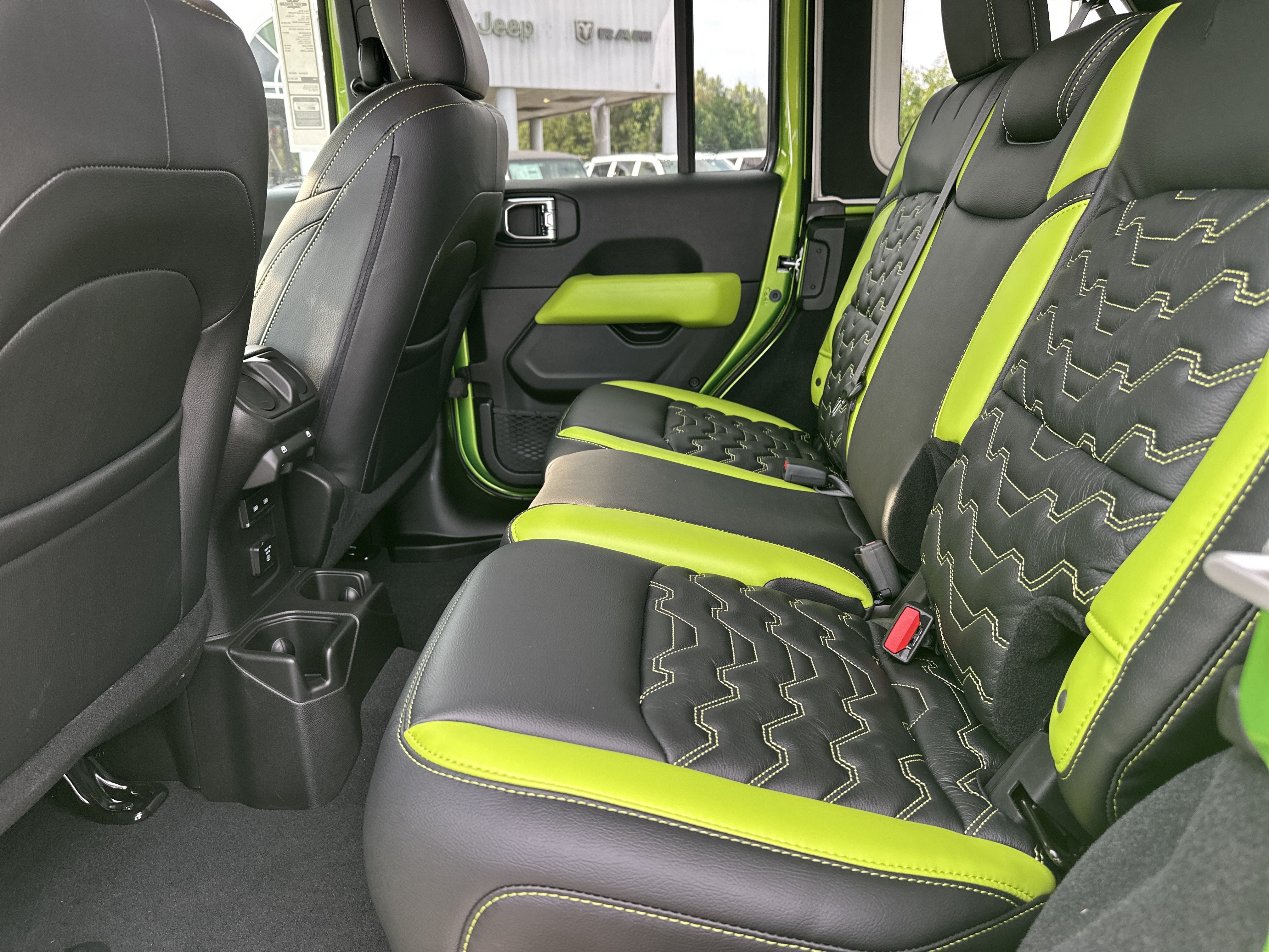 New 2026 Mojito Clear-Coat Exterior Paint Jeep Sahara image 21