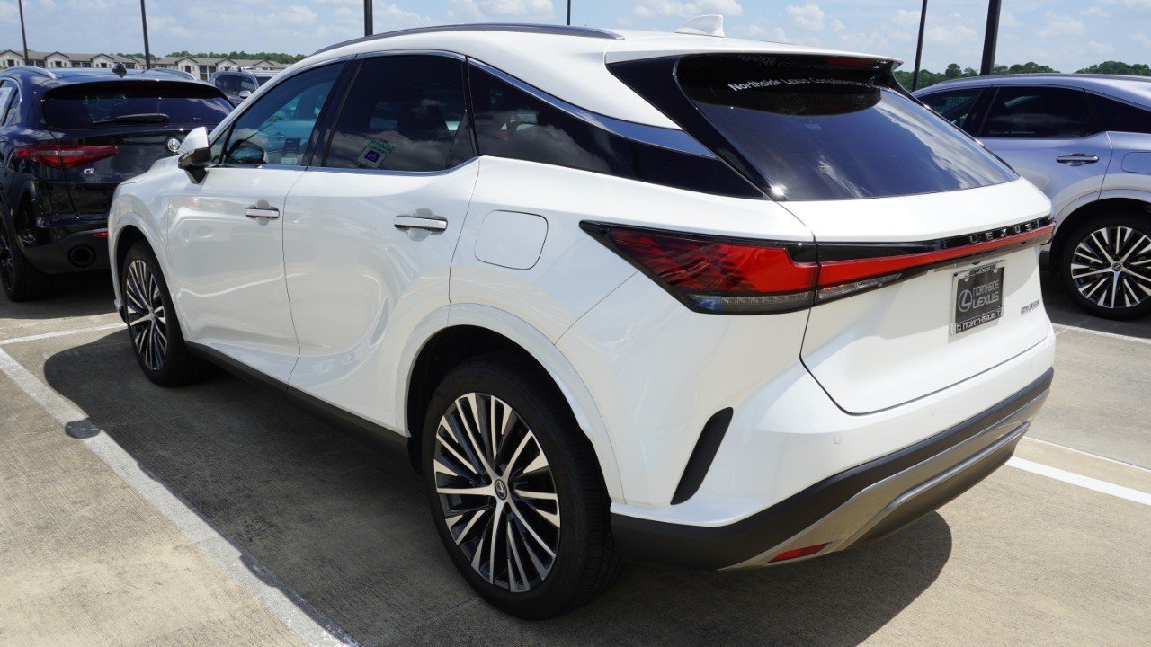 Used 2025 White Lexus RX 350 Premium image 7