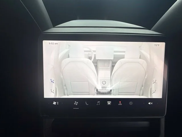Used 2024 White Tesla Base image 21
