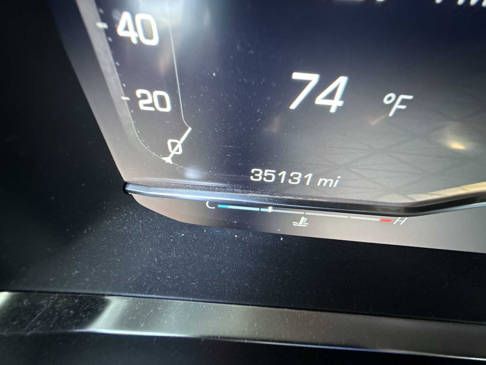 Certified Used 2024 Sterling Metallic GMC SLT image 12