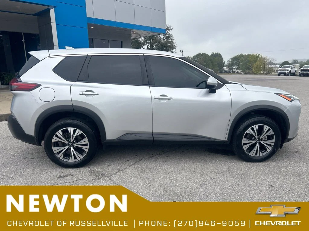 Used 2023 Brilliant Silver Metallic Nissan SV image 45