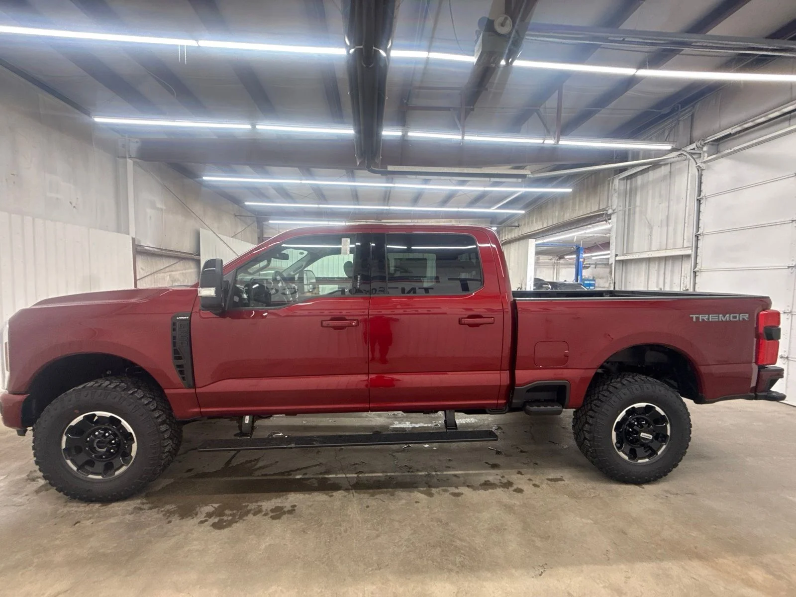 New 2027 Ruby Red Metallic Tinted Clearcoat Ford F-250® Lariat® image 5