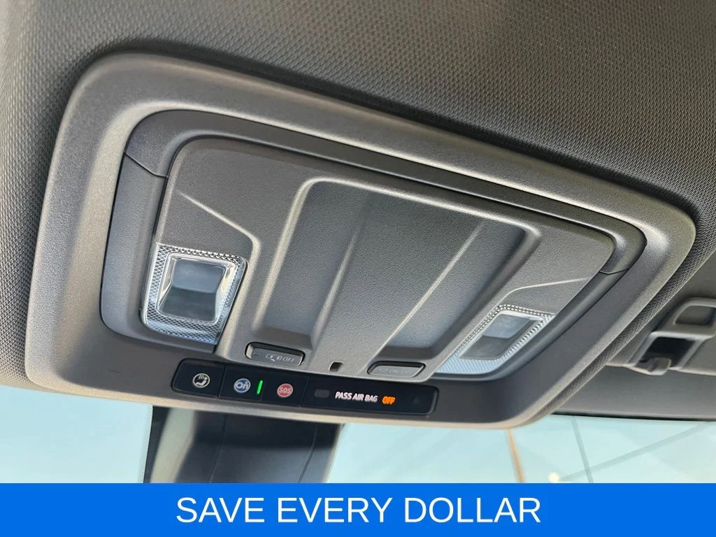 Used 2022 Black Chevrolet Custom image 20
