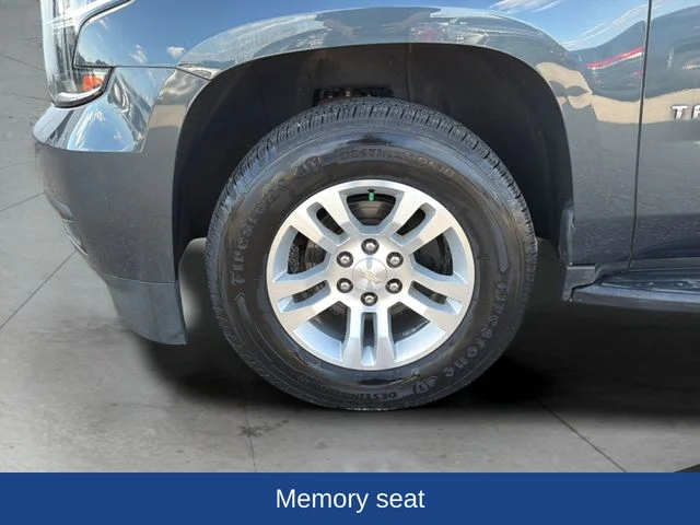 Used 2019 Gray Chevrolet LT image 30