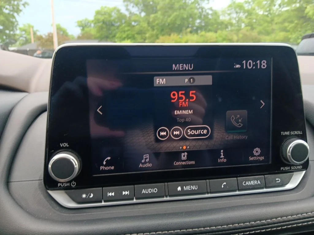 Used 2023 Gun Metallic Nissan SV image 22