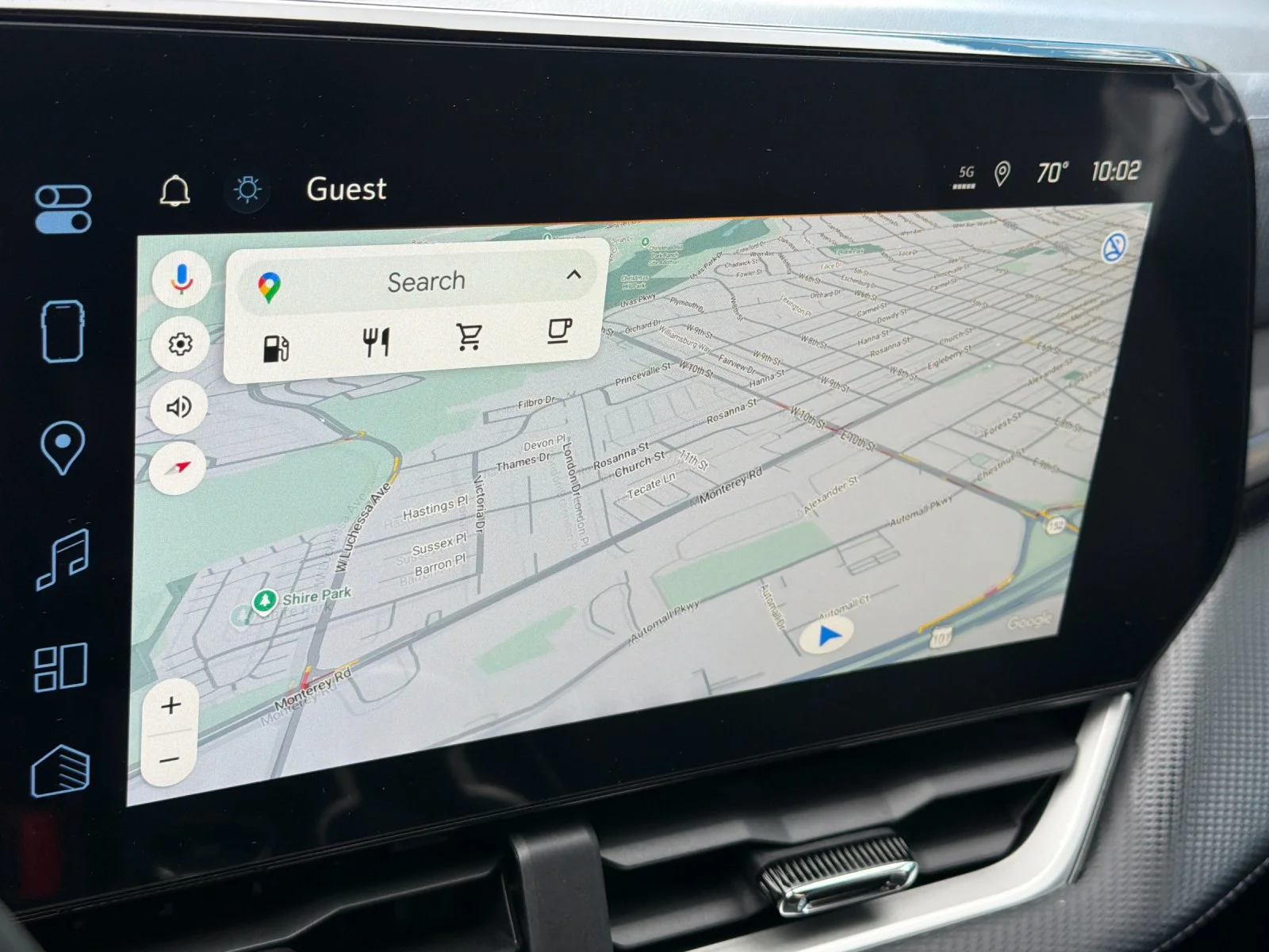 2027 Chevrolet Equinox LT - Photo 18