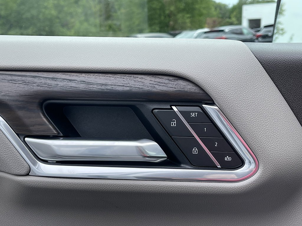 2026 GMC Sierra 1500 SLT - Photo 30
