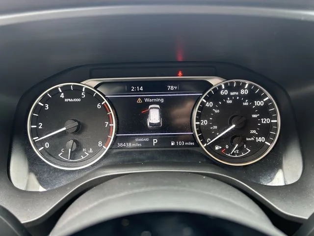 Used 2021 White Nissan SL image 36