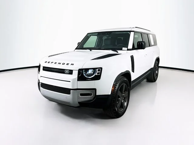 2025 Land Rover Defender 130 S P300's photo