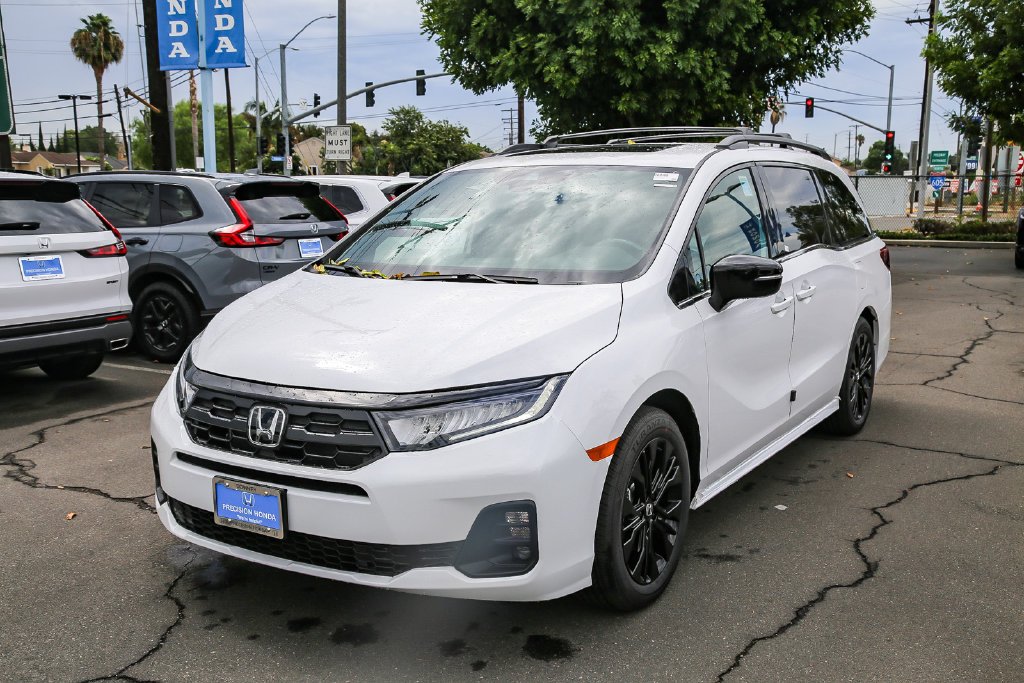 New 2026 Platinum White Pearl Honda Sport-L image 3