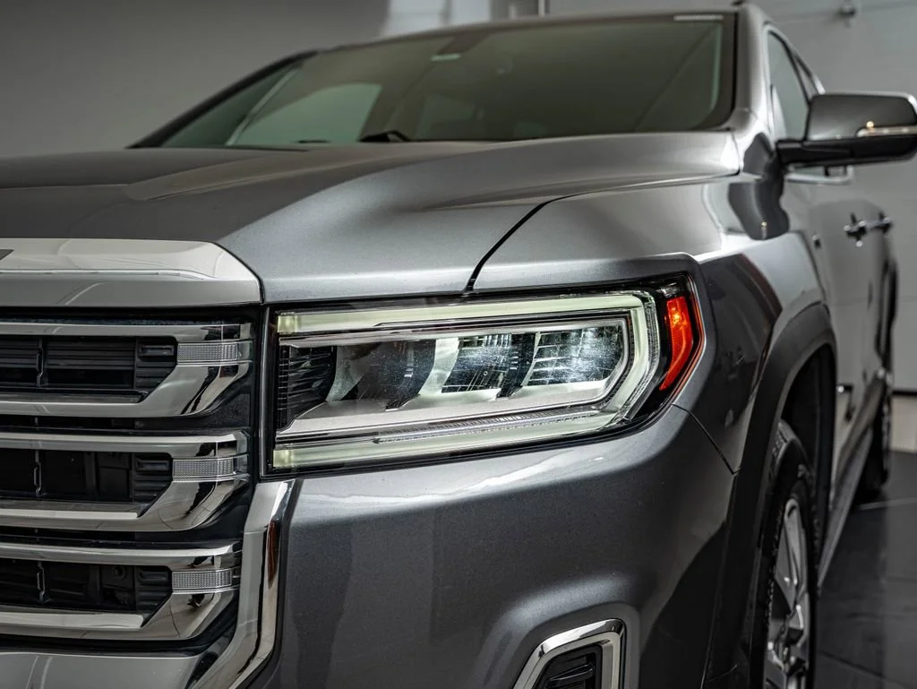 Used 2020 Satin Steel Metallic GMC SLT image 13