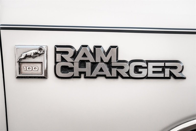 1988 Dodge Ramcharger - Photo 32