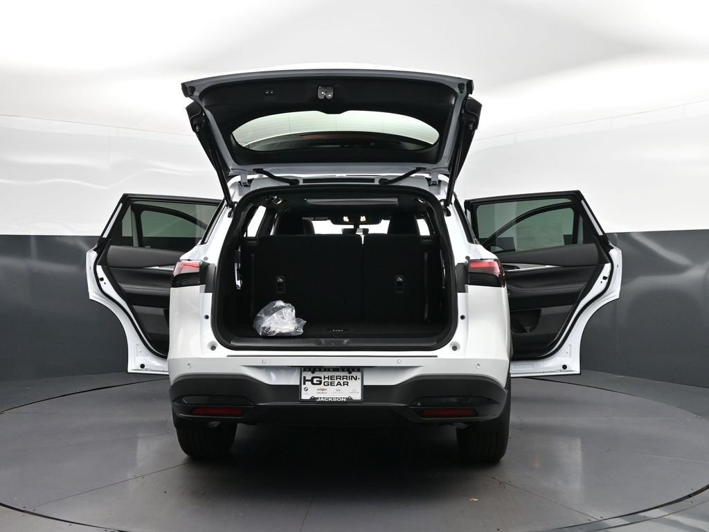 New 2027 RADIANT WHITE INFINITI Sport AWD image 52