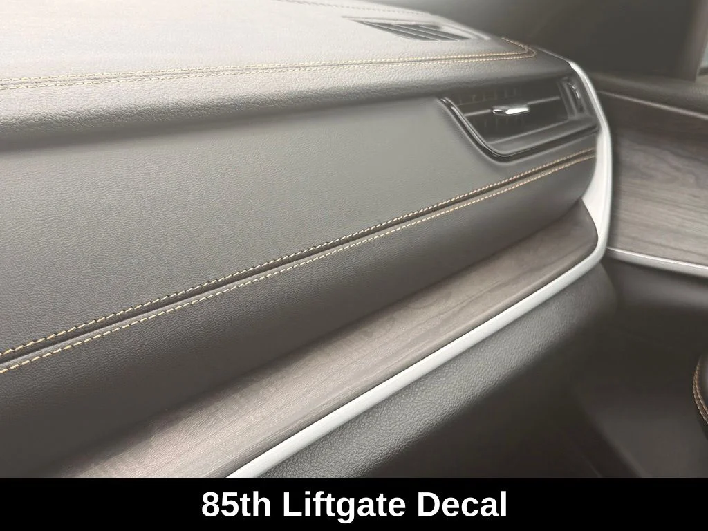 New 2026 Silver Zynith Exterior Paint Jeep 85th Anniversary Edition image 24