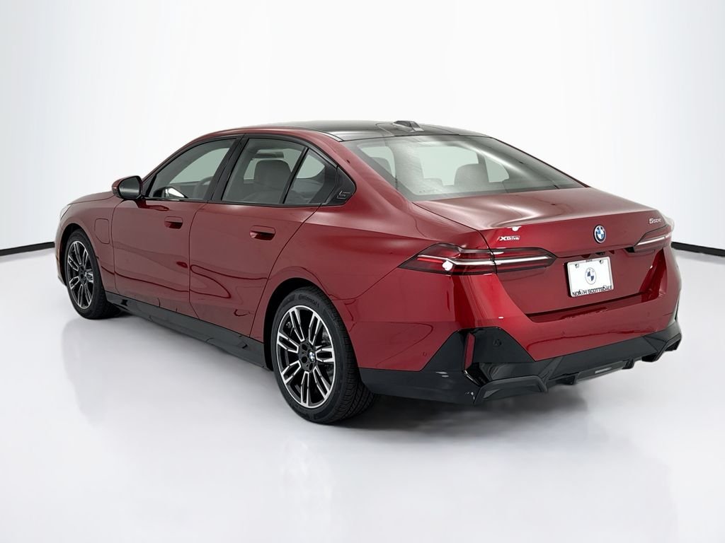 New 2027 Red Metallic BMW 550e xDrive image 7
