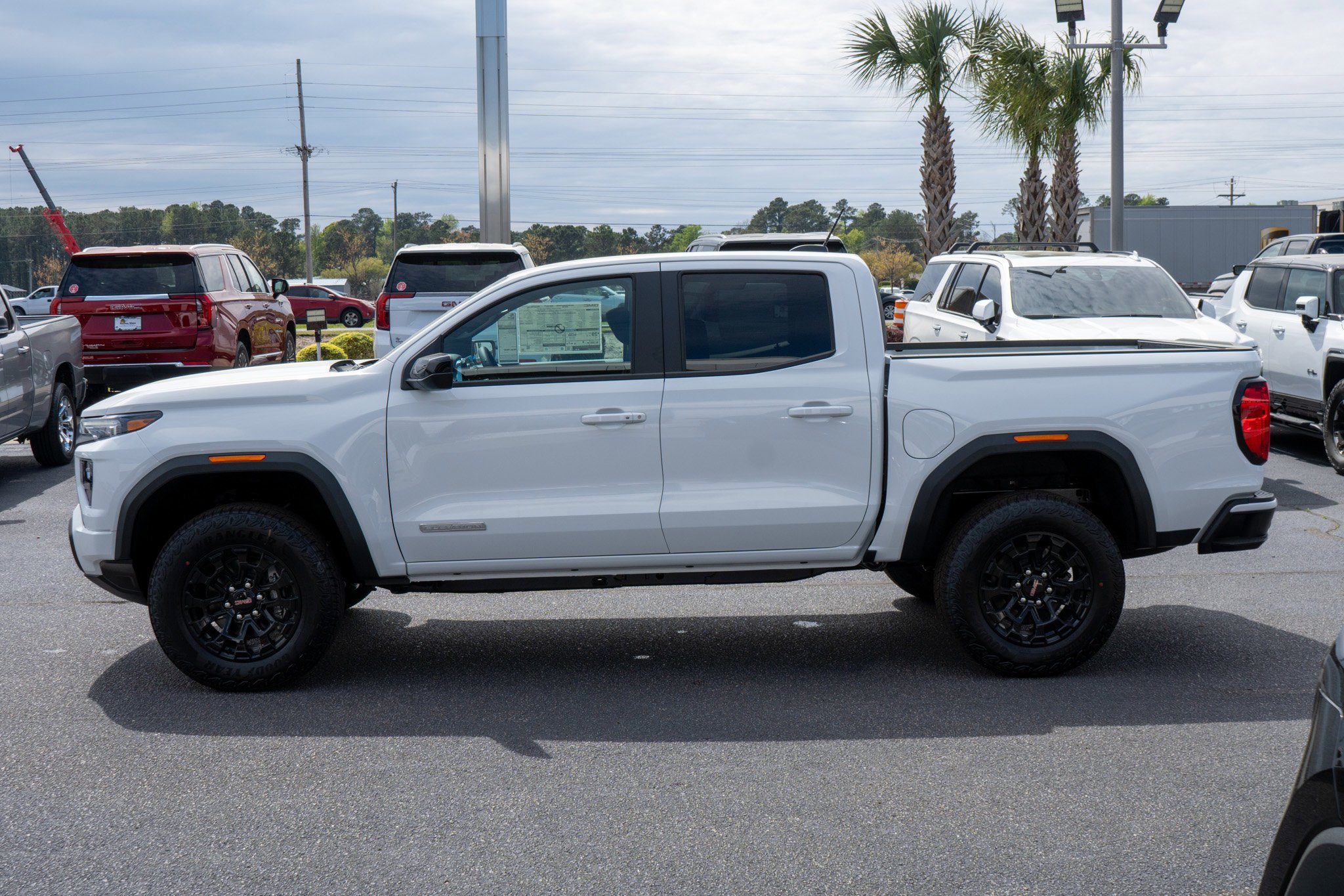 2026 GMC Canyon Elevation - Photo 6