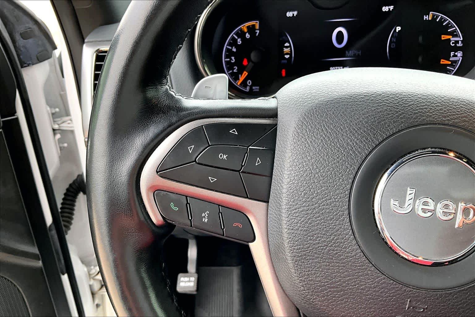 Used 2020 Bright White Clearcoat Jeep Limited X image 24