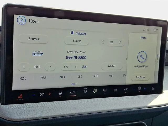 New 2026 Oxford White Ford XLT image 11