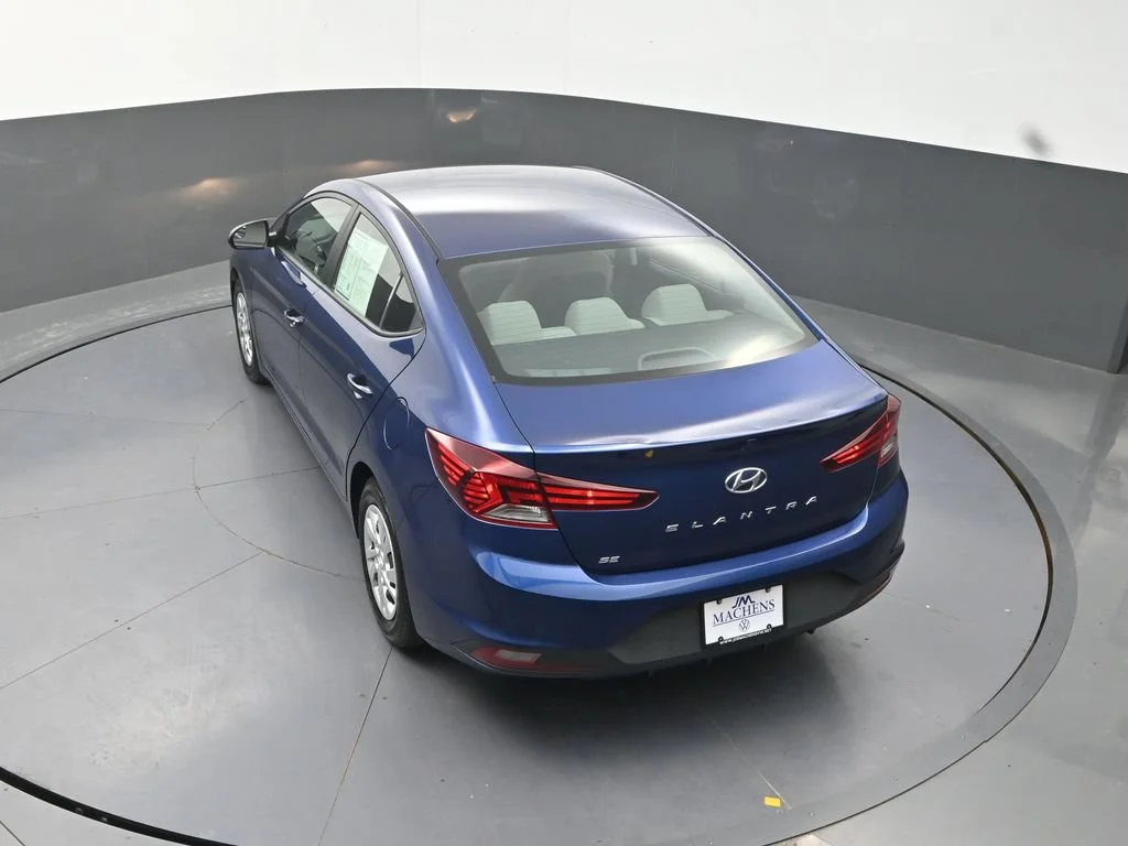 Used 2020 Blue Hyundai SE image 19