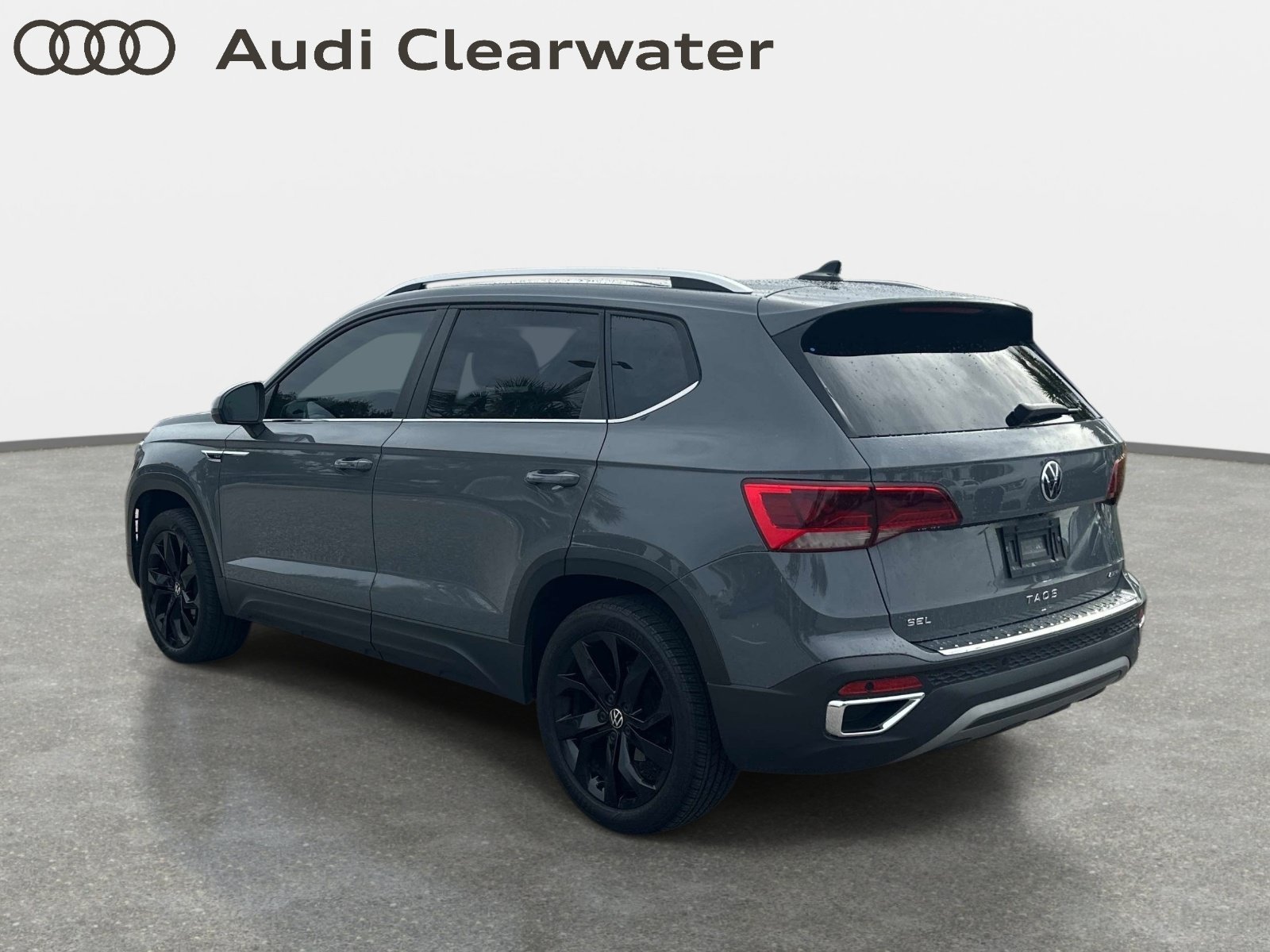 Used 2023 Gray Volkswagen SEL image 2