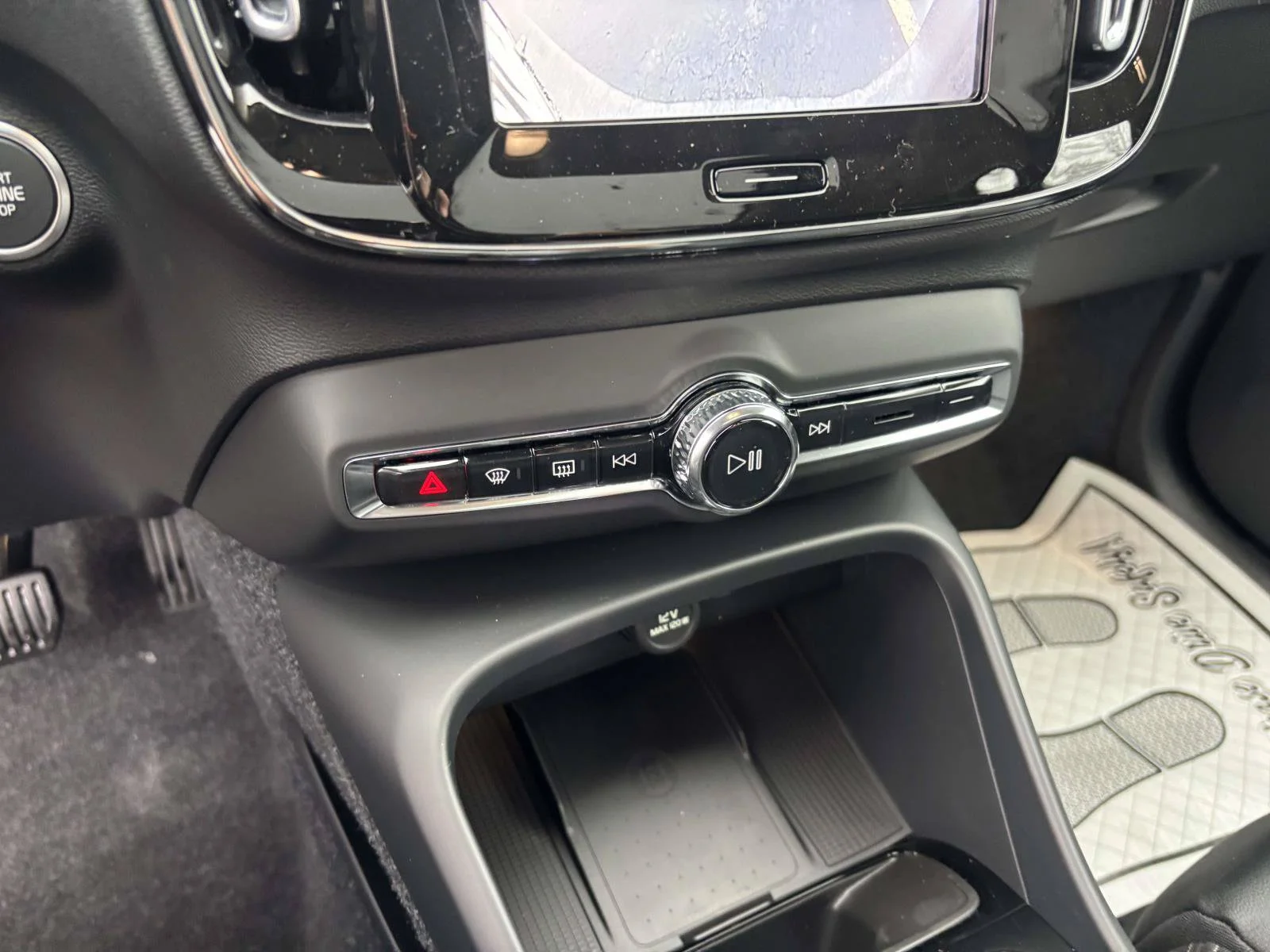 Used 2026 Gray Volvo  image 21