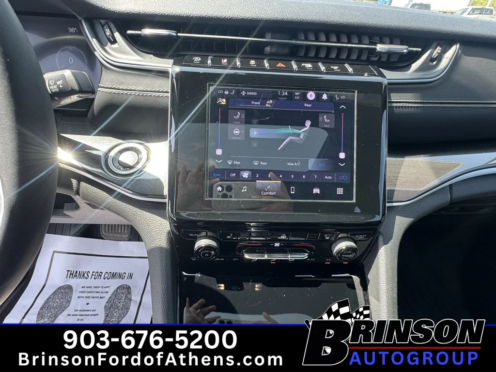 Certified Used 2023 Baltic Gray Metallic Clearcoat Jeep Altitude image 28