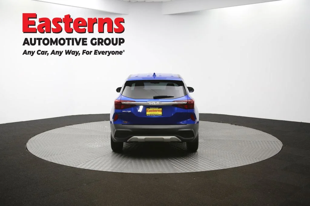 Used 2022 Blue Kia LX image 36