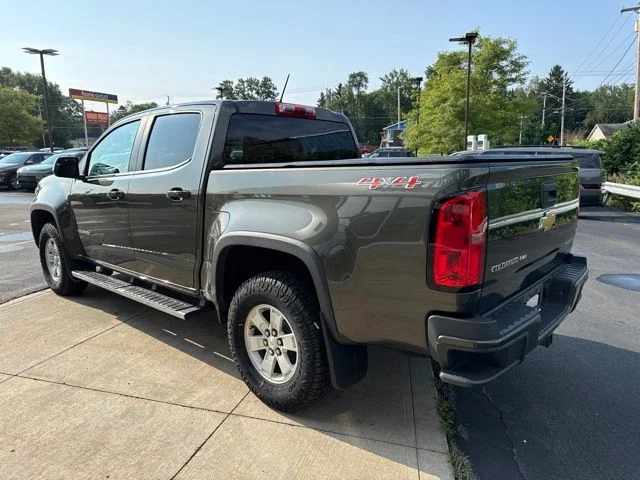 Certified Used 2018 Green Chevrolet Work Truck image 14