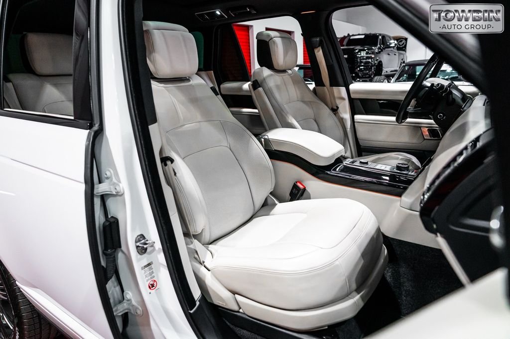 Used 2022  Land Rover Westminster image 16