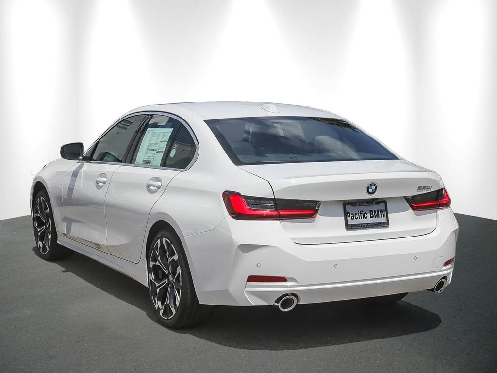 New 2026 Alpine White BMW 330i image 4