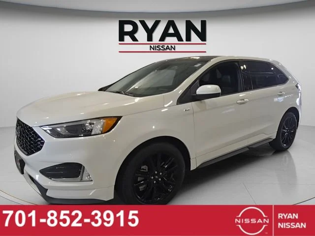 2023 Ford Edge ST-Line AWD's photo