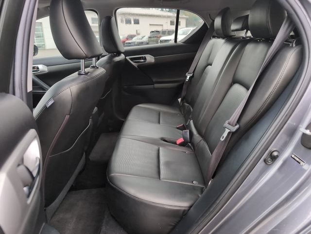 Used 2012 Nebula Gray Pearl Lexus 200h Premium image 15