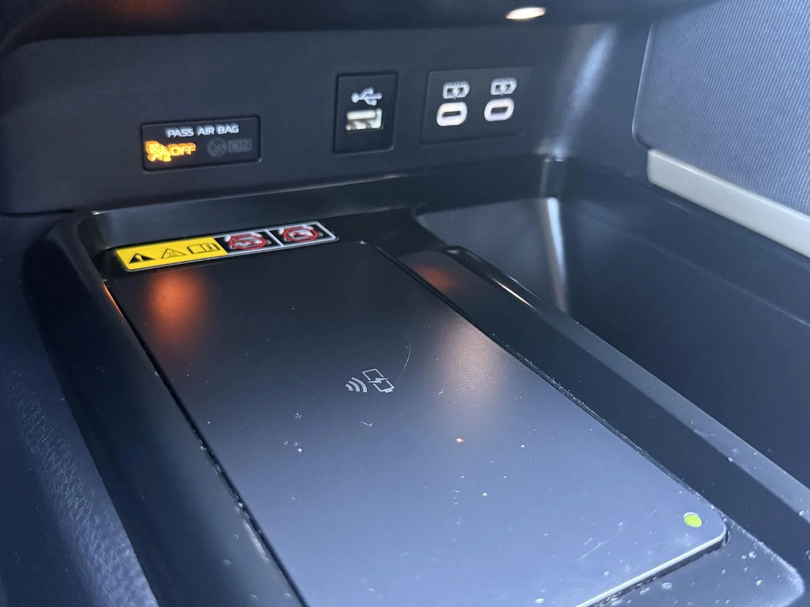 Used 2025 Underground Toyota LE image 22