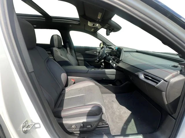 Certified Used 2024 White Acura Type S image 25