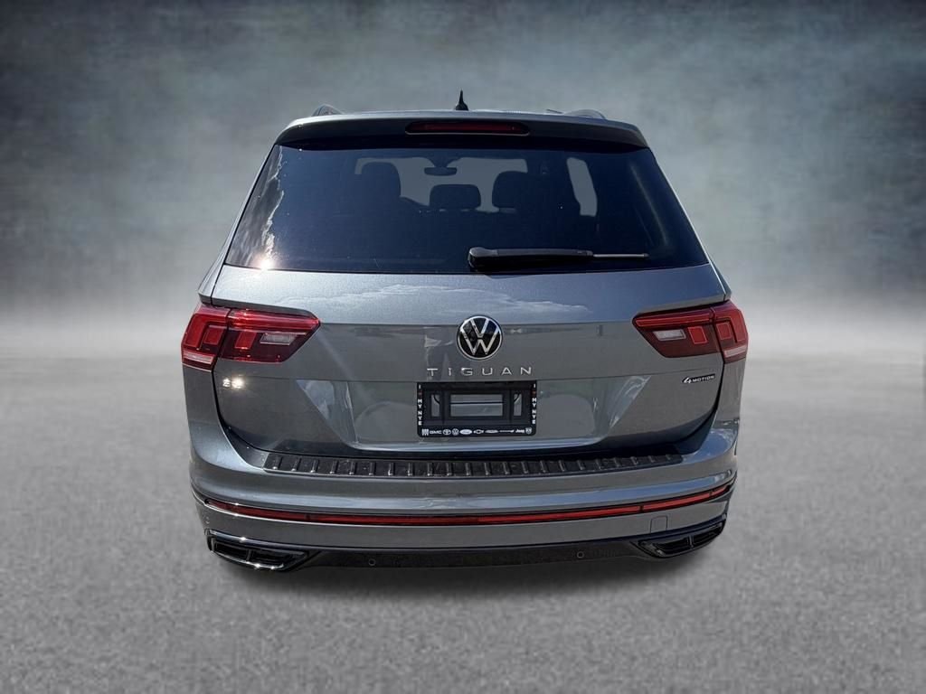 Used 2023 Gray Volkswagen 2.0T SE R-Line Black image 4