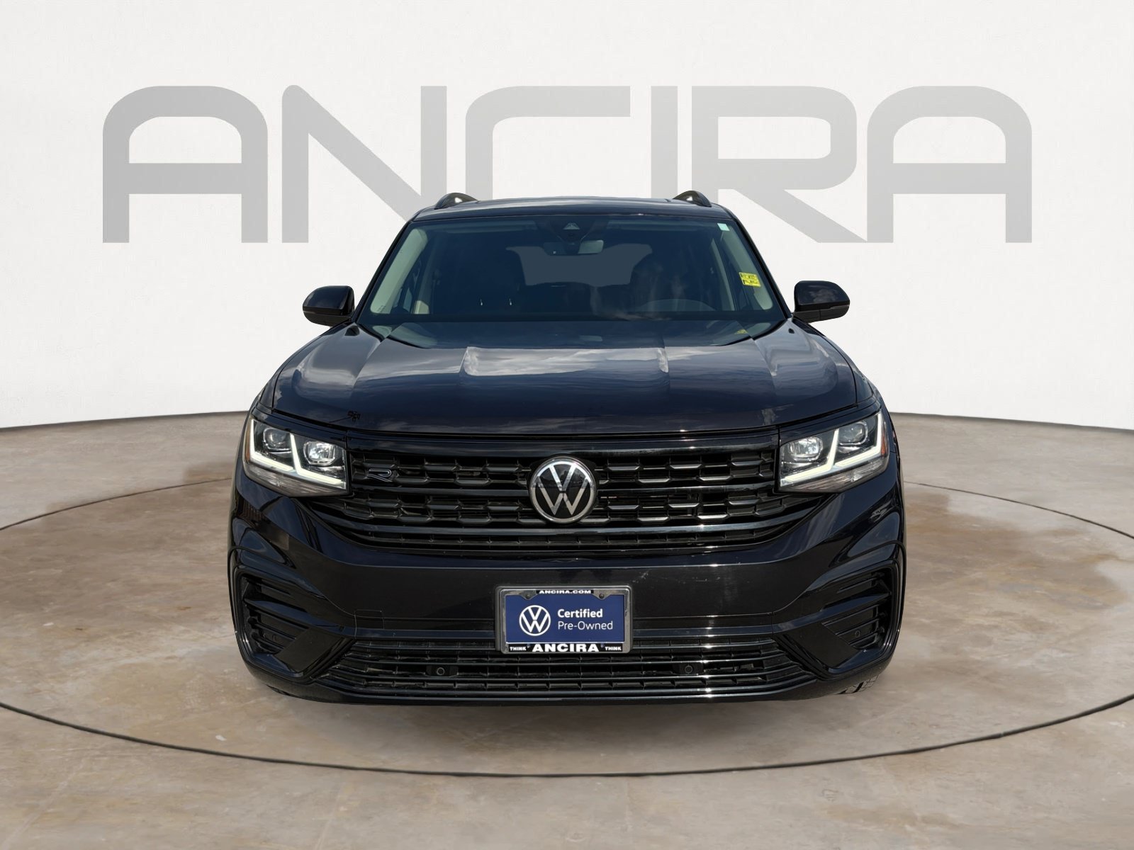 Used 2022 Deep Black Volkswagen 3.6L V6 SEL R-Line Black image 5