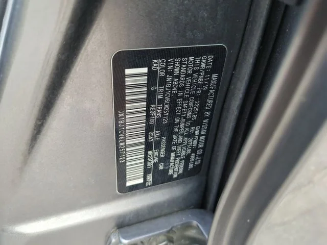 Used 2020 Gray Nissan SL image 37