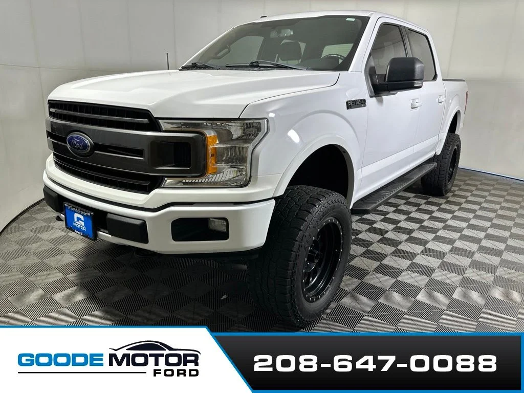 Used 2018 White Ford XL image 4