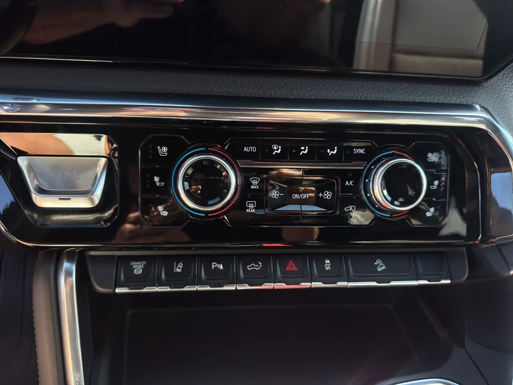 Used 2025 Downpour Metallic GMC Denali image 26