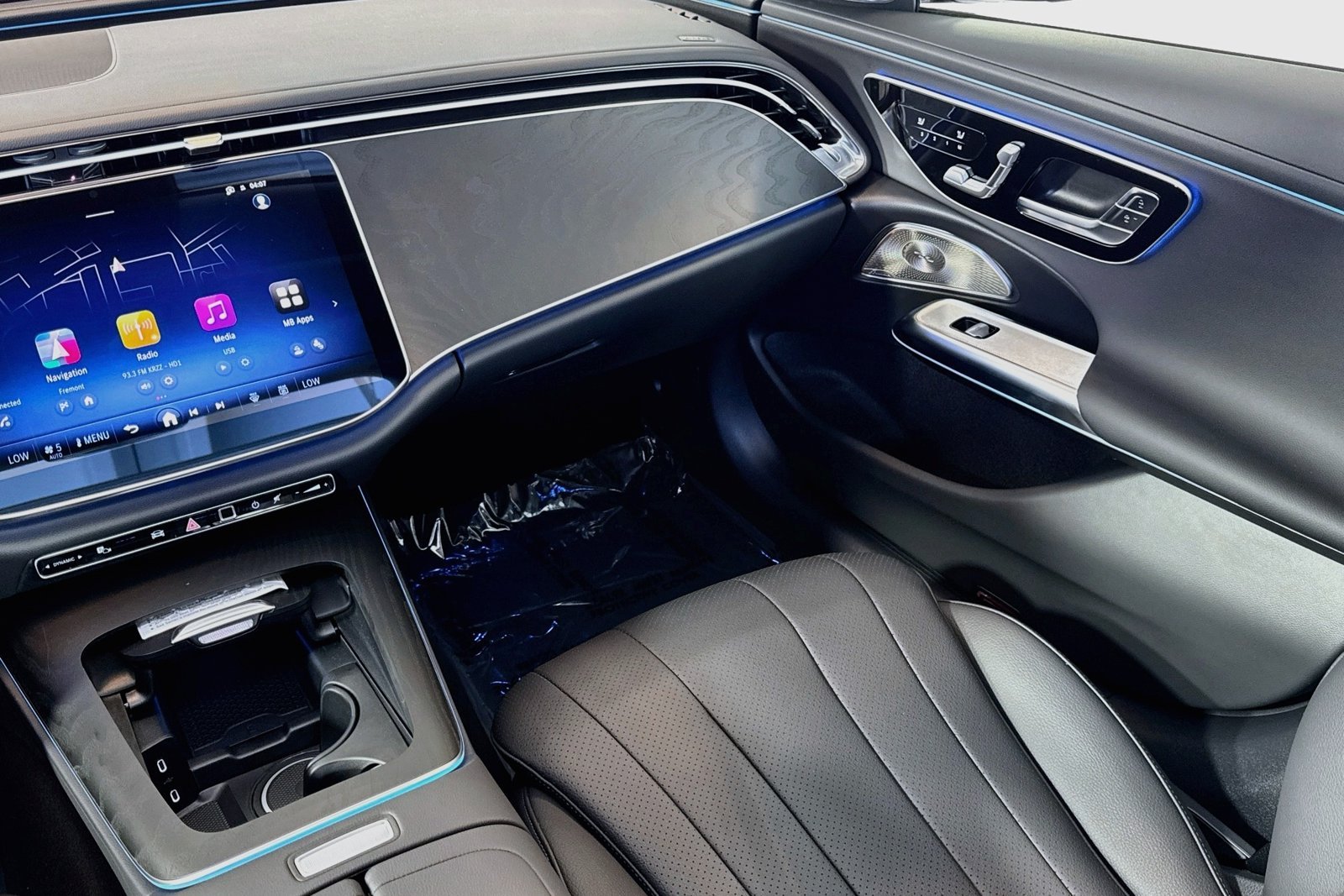 New 2026 Black Mercedes-Benz E 350 image 21