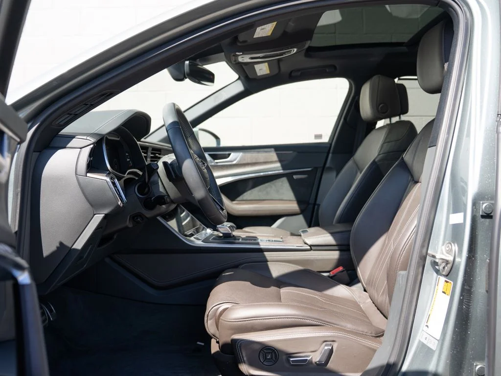 Used 2021  Audi Prestige image 17