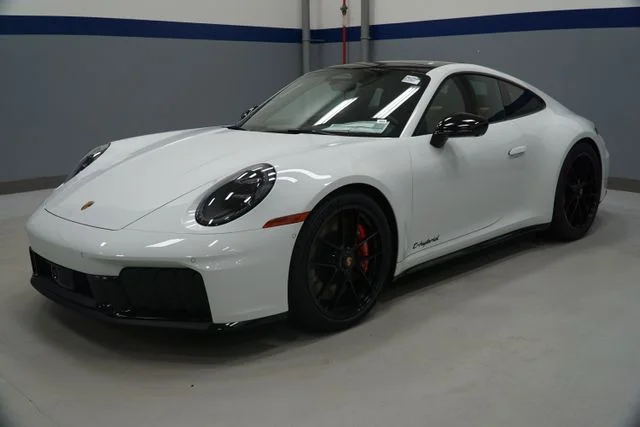 2026 Porsche 911 GTS