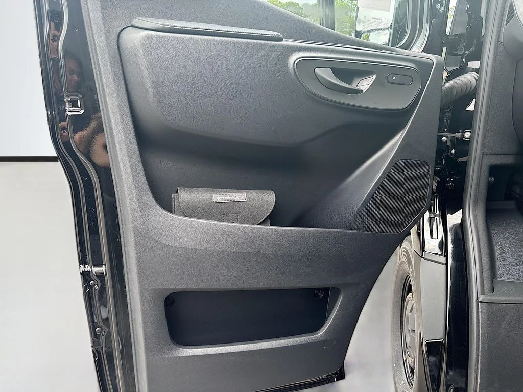 New 2026  Mercedes-Benz Cargo 170 WB image 34
