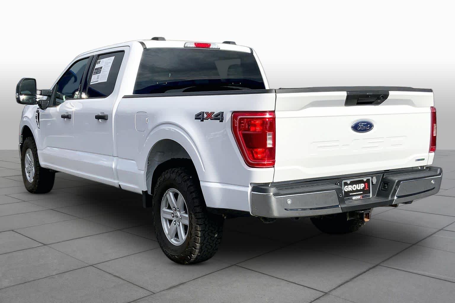 Used 2023 Oxford White Ford XLT image 12