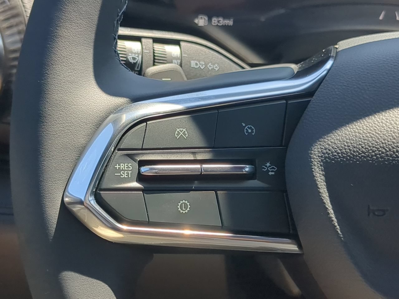 2027 Chevrolet Equinox LT - Photo 24