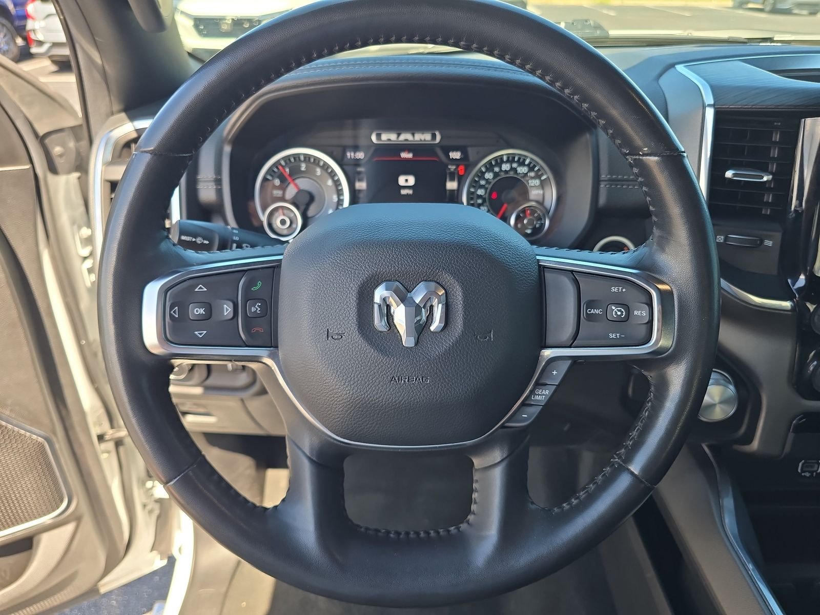 2024 RAM Ram 1500 Pickup Laramie - Photo 24