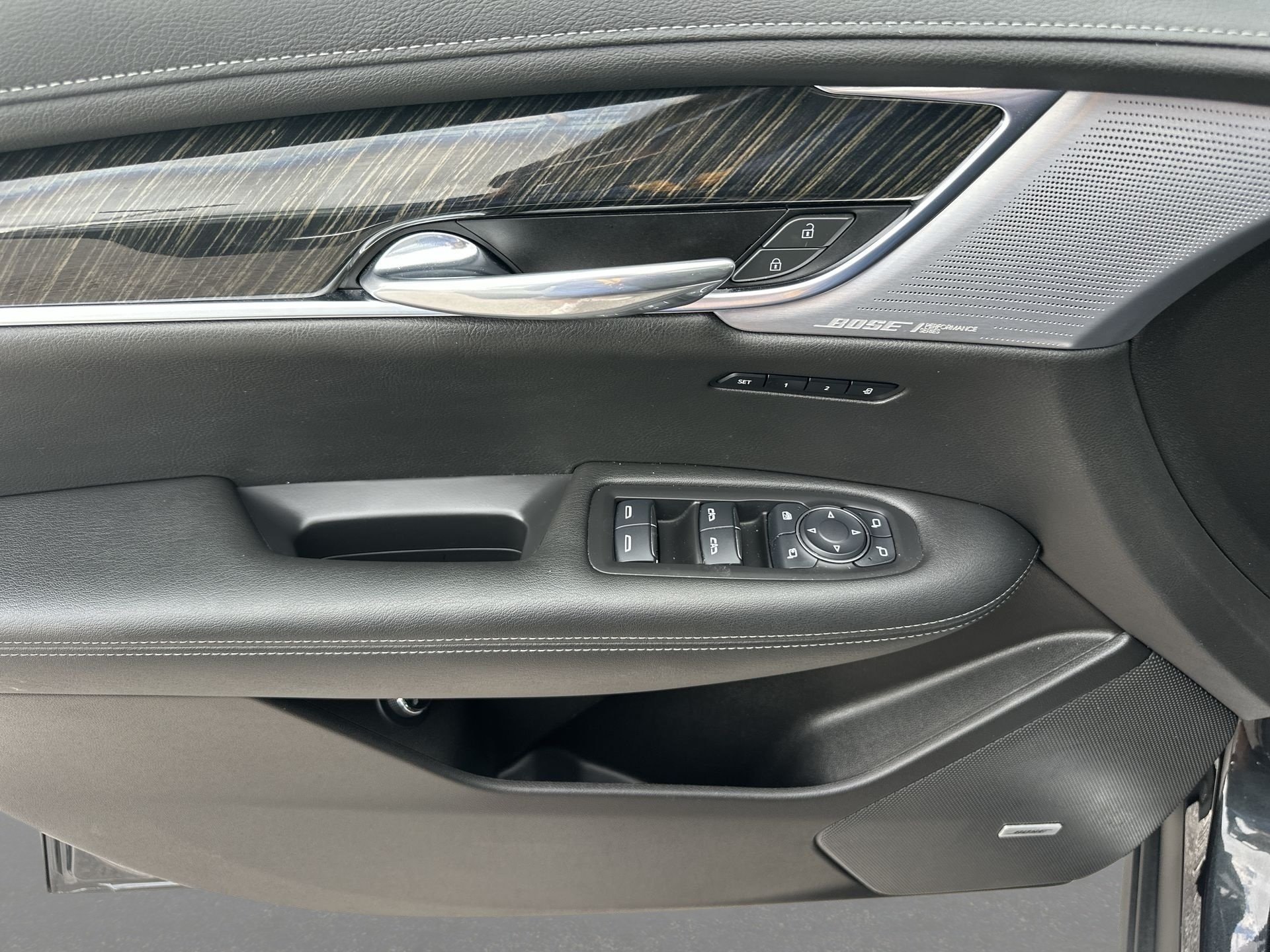 Used 2023 WILDER METALLIC Cadillac FWD Premium Luxury image 24