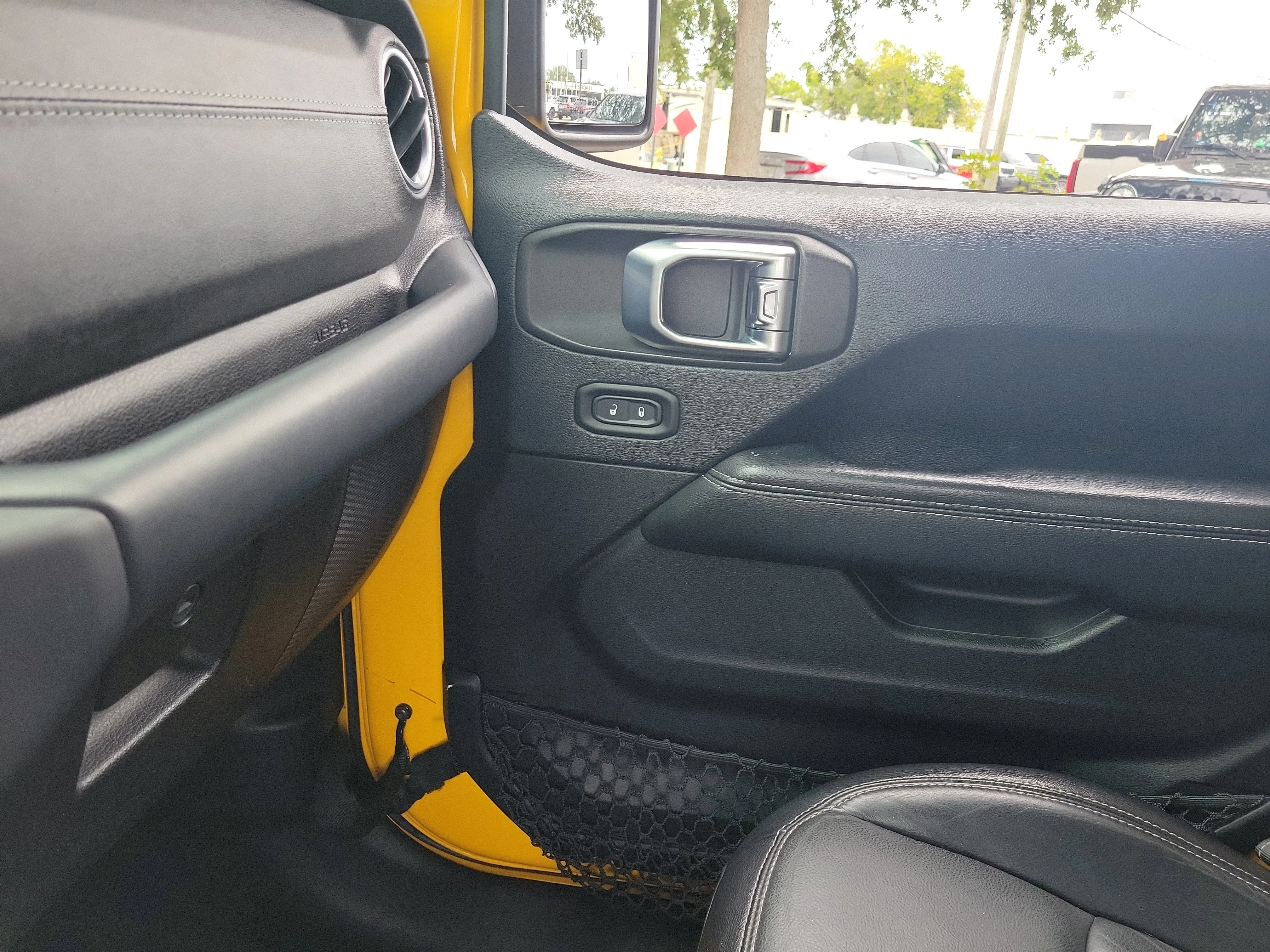 Used 2018 Hellayella Clearcoat Jeep Sahara image 31