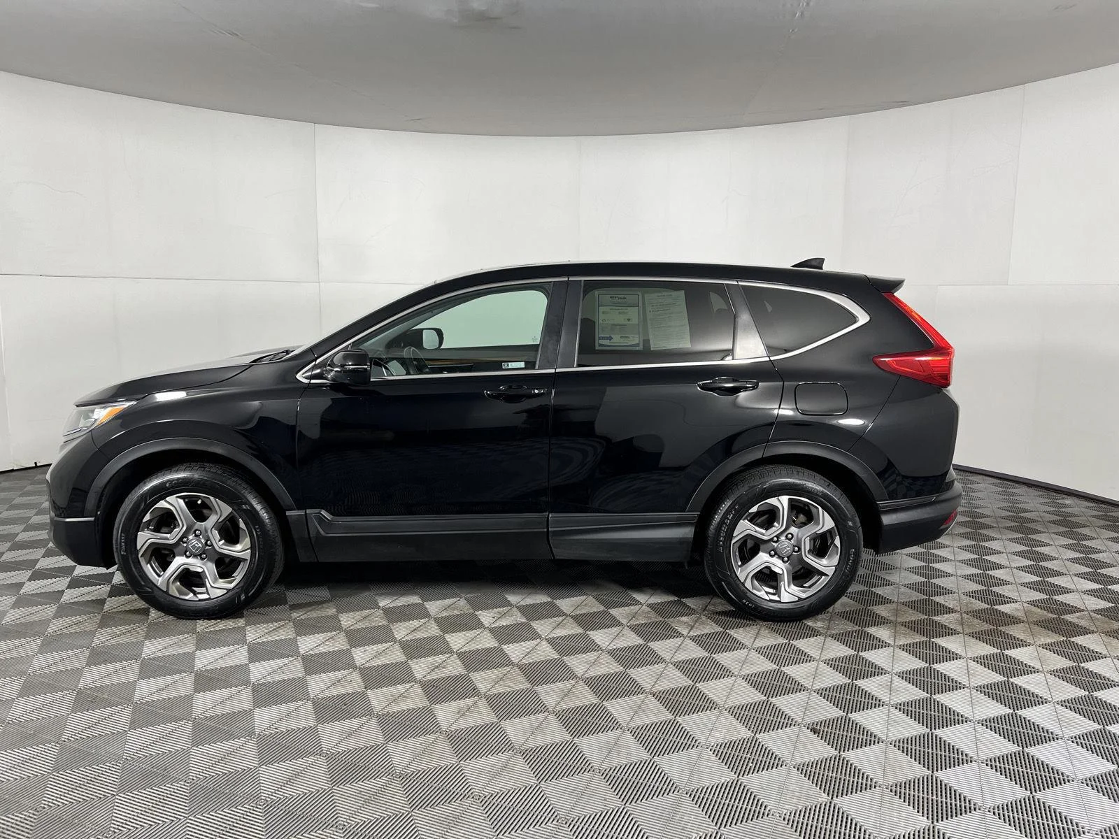 Used 2019 Crystal Black Pearl Honda EX image 5
