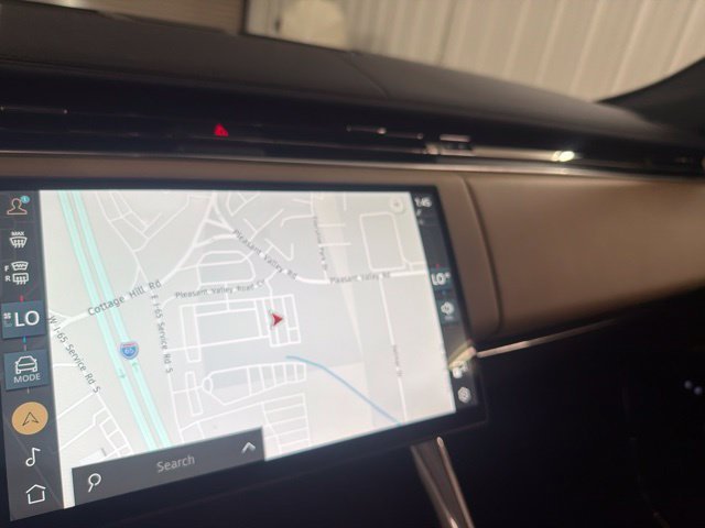 Certified Used 2024 Fuji White Land Rover SE image 29